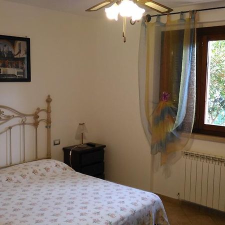 Villa San Nicola B&B Follonica Szoba fotó